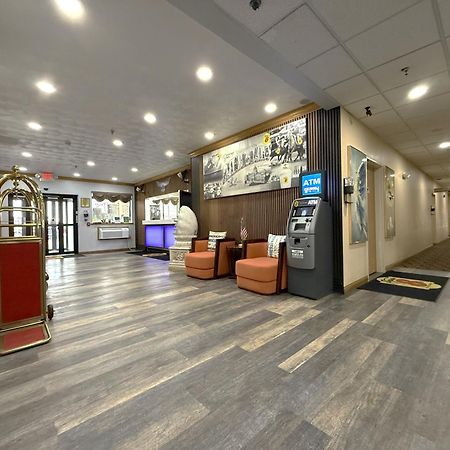 Hotel Super 8 By Wyndham Uniontown Pa Exterior foto